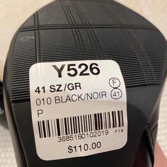 Sexy little black lace up pointy toe 👢 boot - Picture 4 of 4